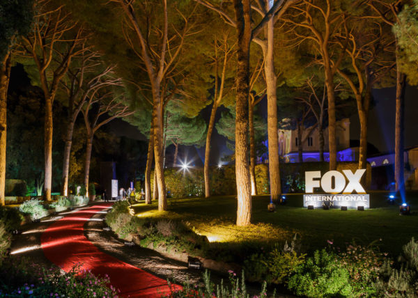 FOX-THE-HOUSE-OF-ENTERTAINMENT-Studio-ControLuz-©-21