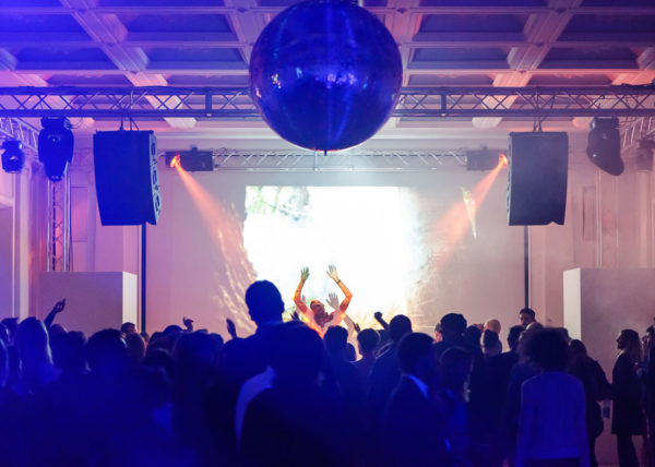 FOX-THE-HOUSE-OF-ENTERTAINMENT-Studio-ControLuz-©-21