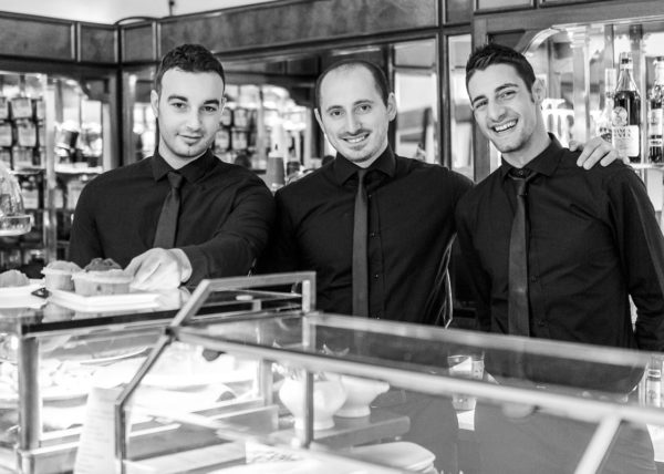 Loreti-Restaurants-Dillà-Diqua-Buvette-Studio-ControLuz-©-20