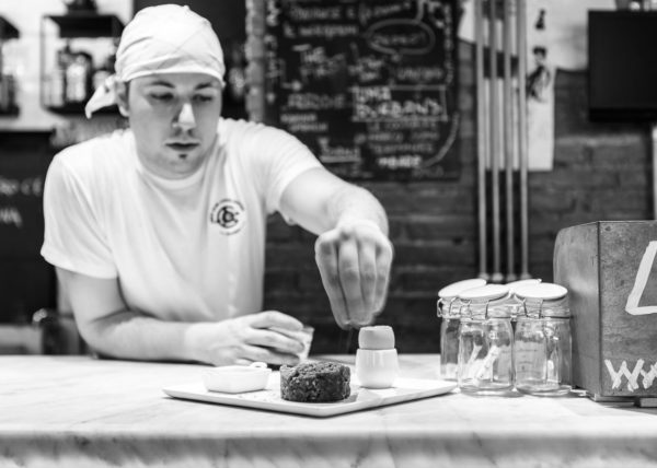 Loreti-Restaurants-Dillà-Diqua-Buvette-Studio-ControLuz-©-20