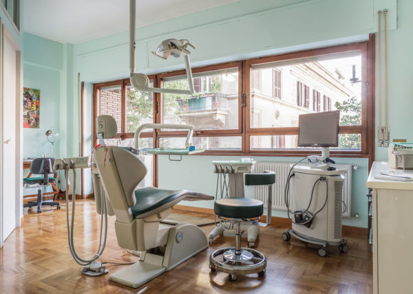 Studio-dentistico-Aldo-Giancotti-Roma-Studio-ControLuz-©-11